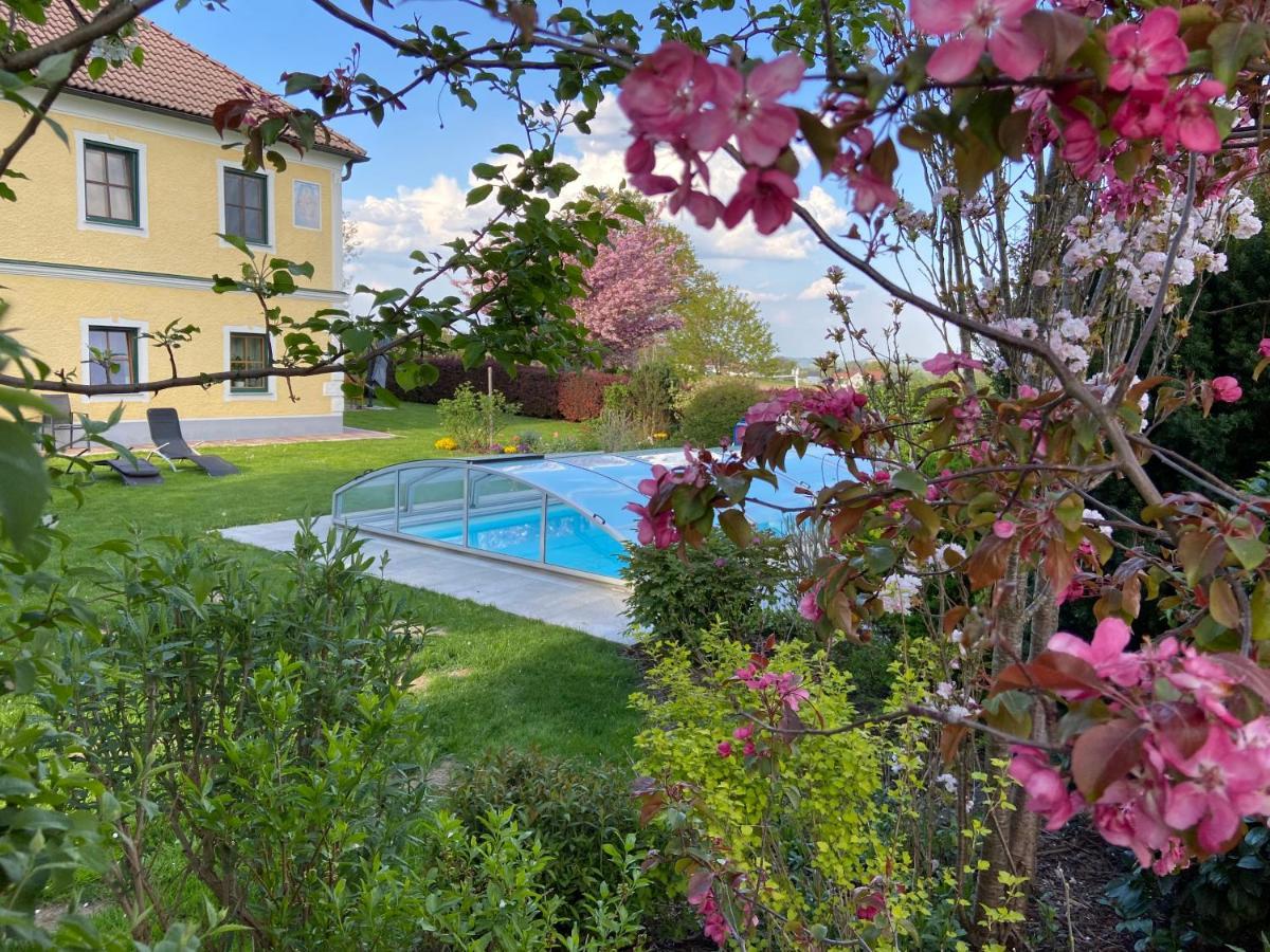 Familienbauernhof Strassbauer Villa Steinakirchen Am Forst Luaran gambar